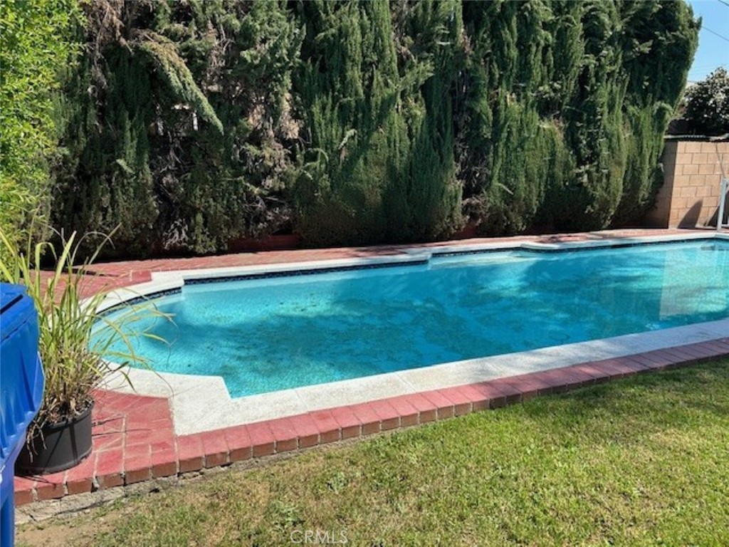 14125 Burton Property Photo 10