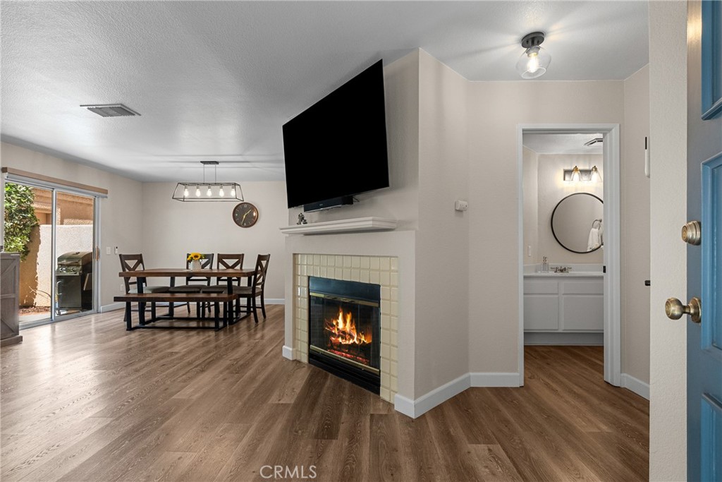 25114 Steinbeck C Property Photo 7