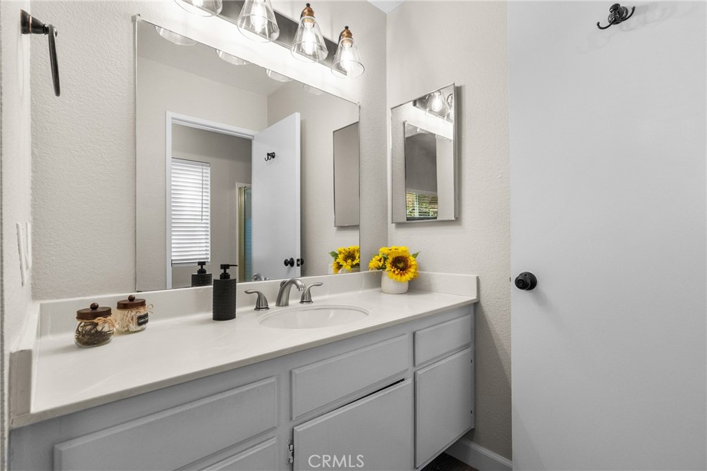 25114 Steinbeck C Property Photo 32
