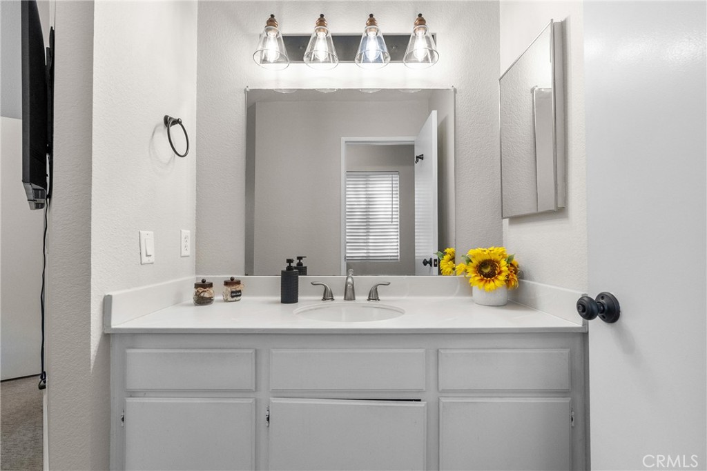 25114 Steinbeck C Property Photo 33