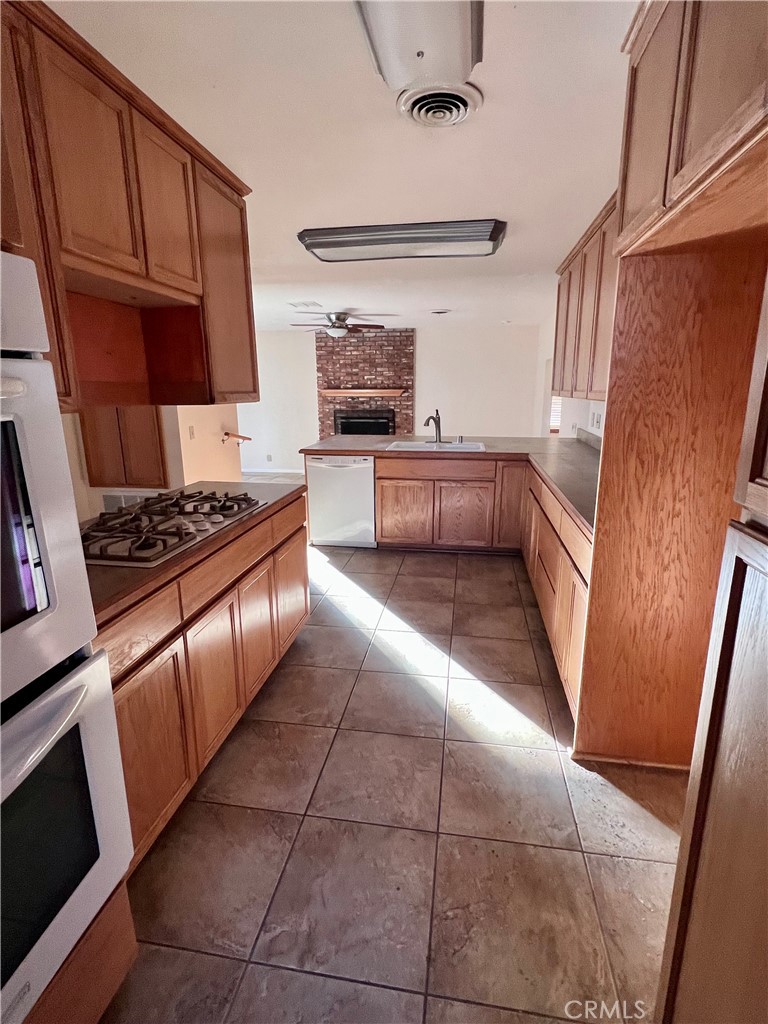 44519 Foxton Property Photo 5