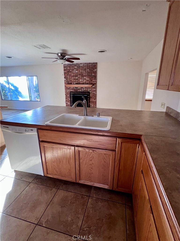 44519 Foxton Property Photo 6