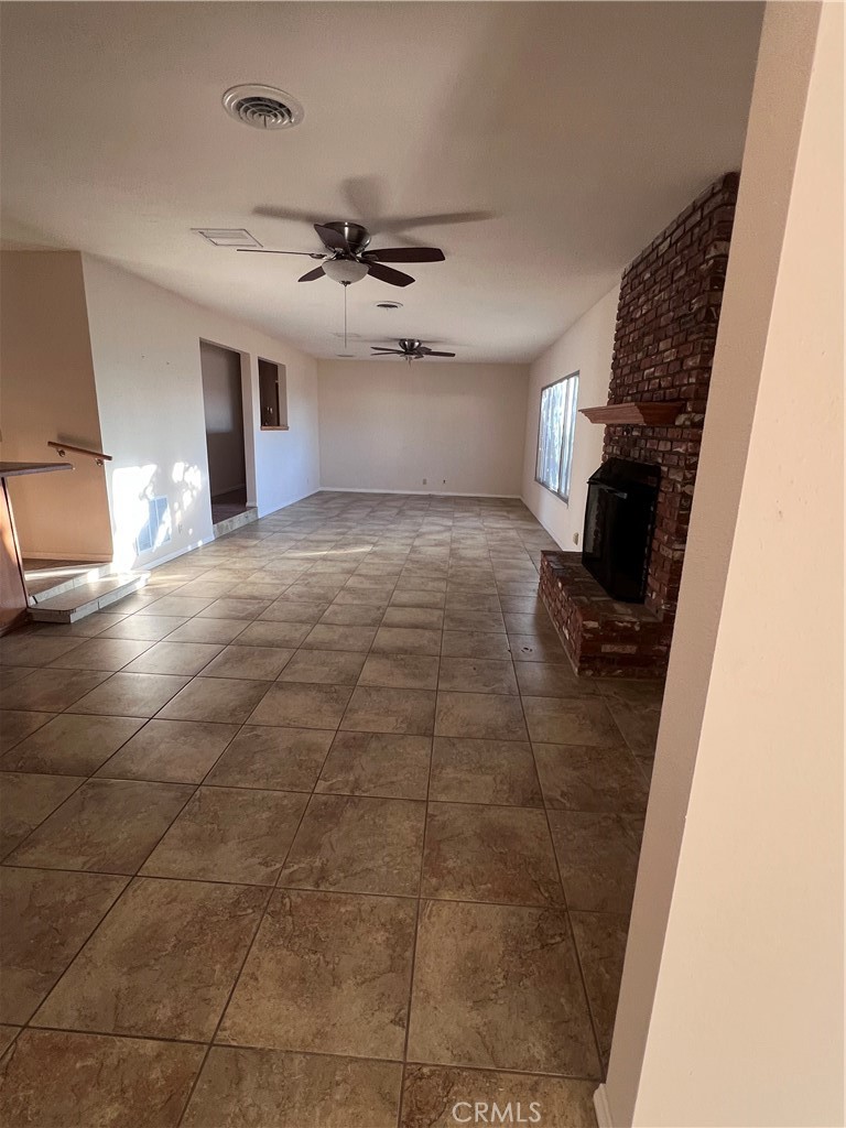 44519 Foxton Property Photo 8