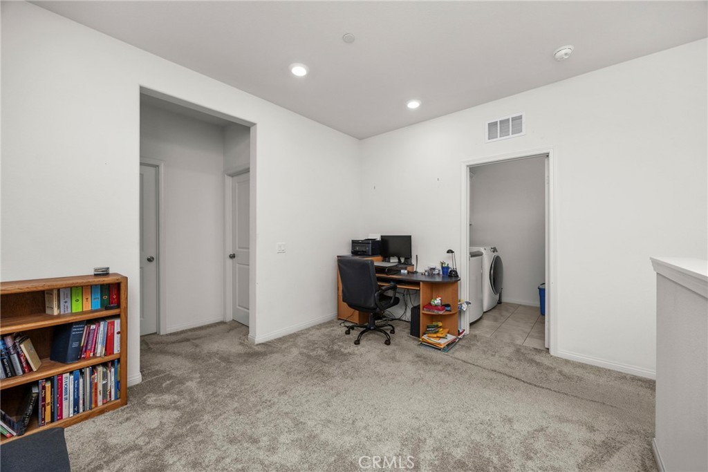 22886 Concord Property Photo 16