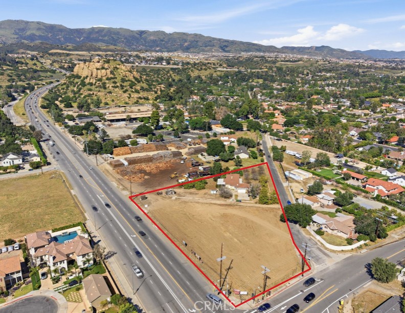 10721 Andora Property Photo 4