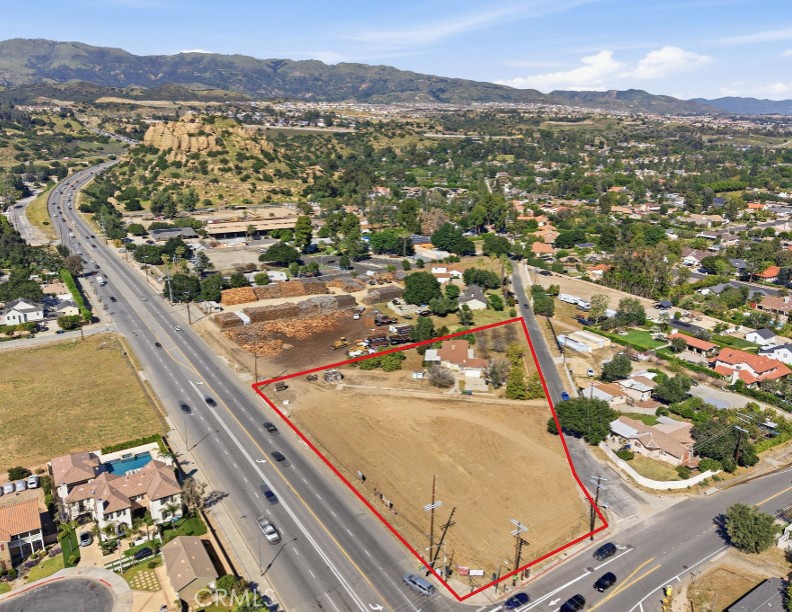 10721 Andora Property Photo 4