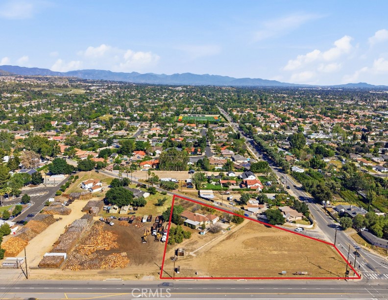 10721 Andora Property Photo 5