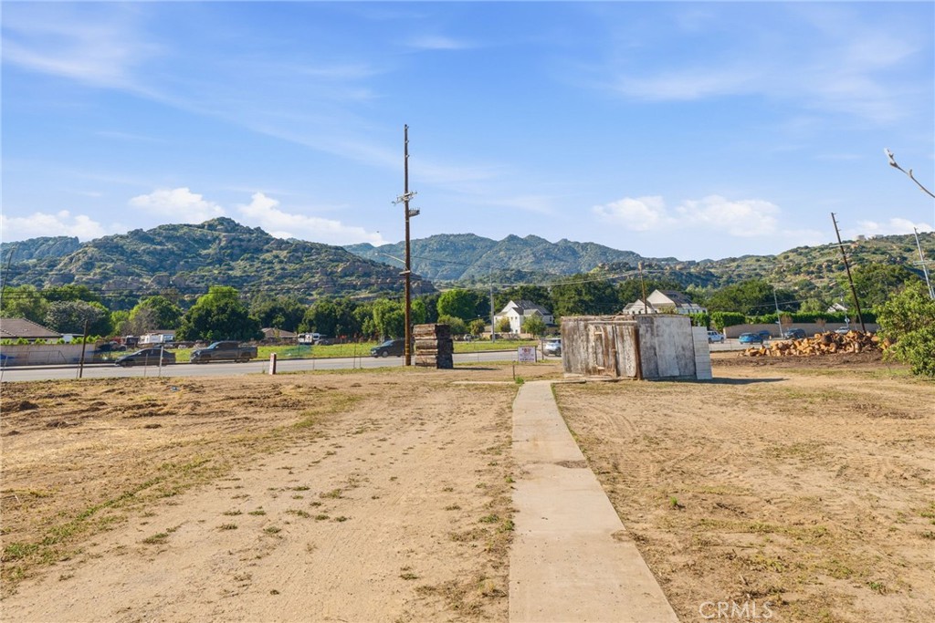 10721 Andora Property Photo 10