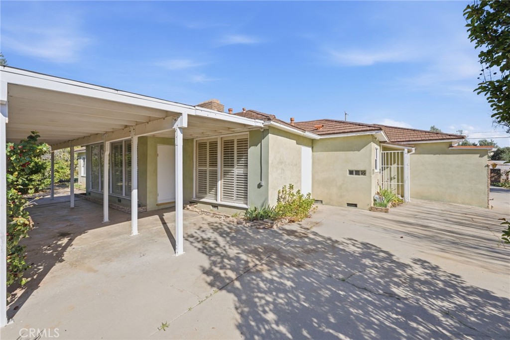 10721 Andora Property Photo 14