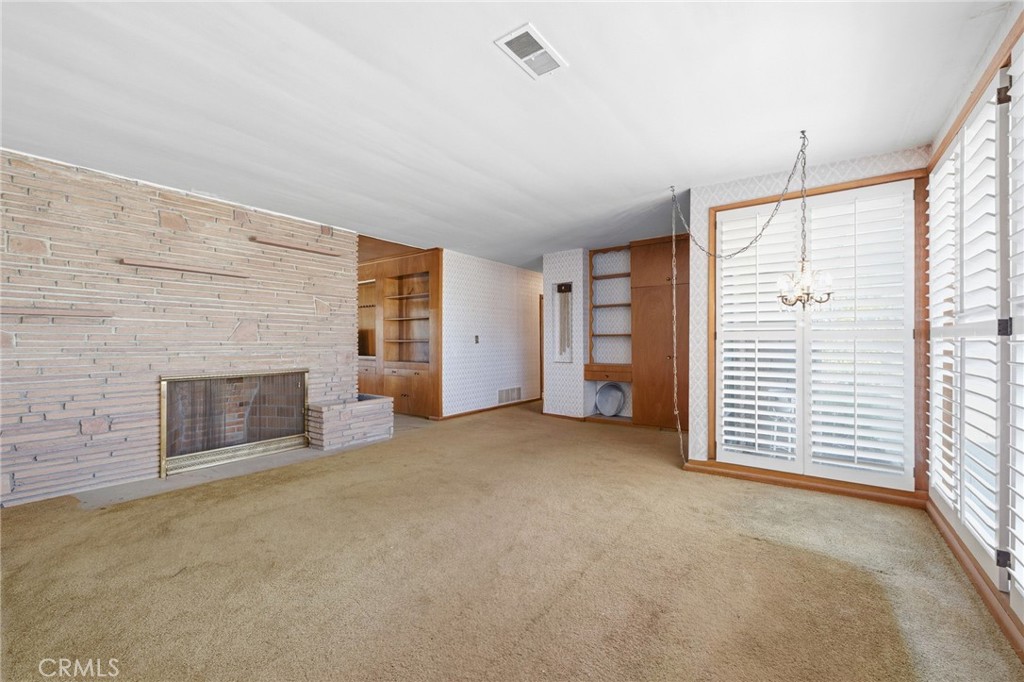 10721 Andora Property Photo 17