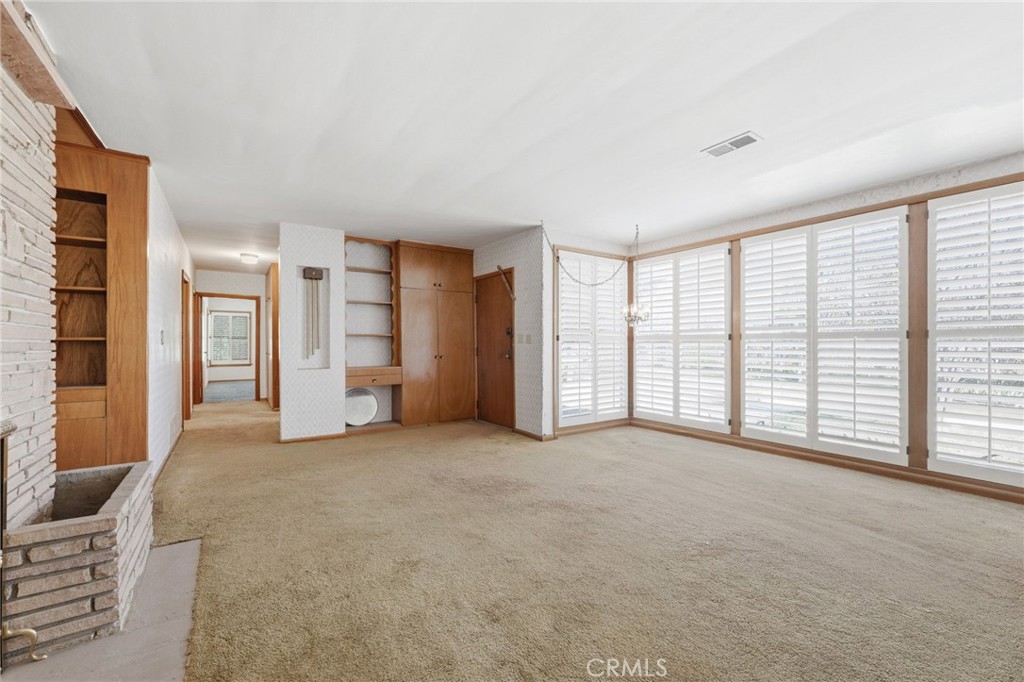 10721 Andora Property Photo 18