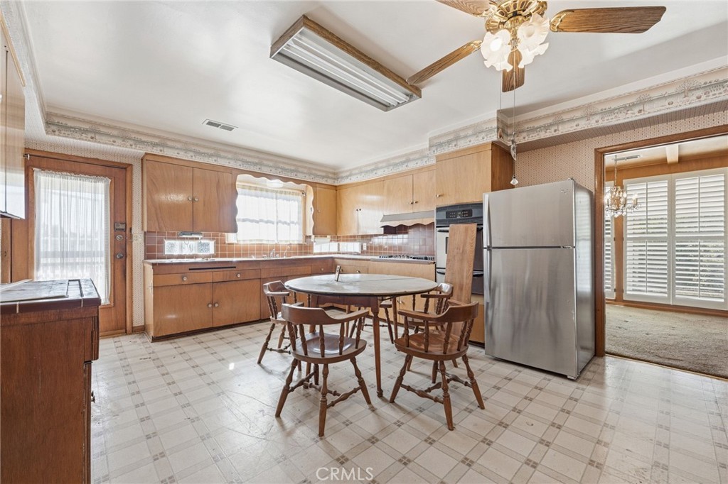 10721 Andora Property Photo 22