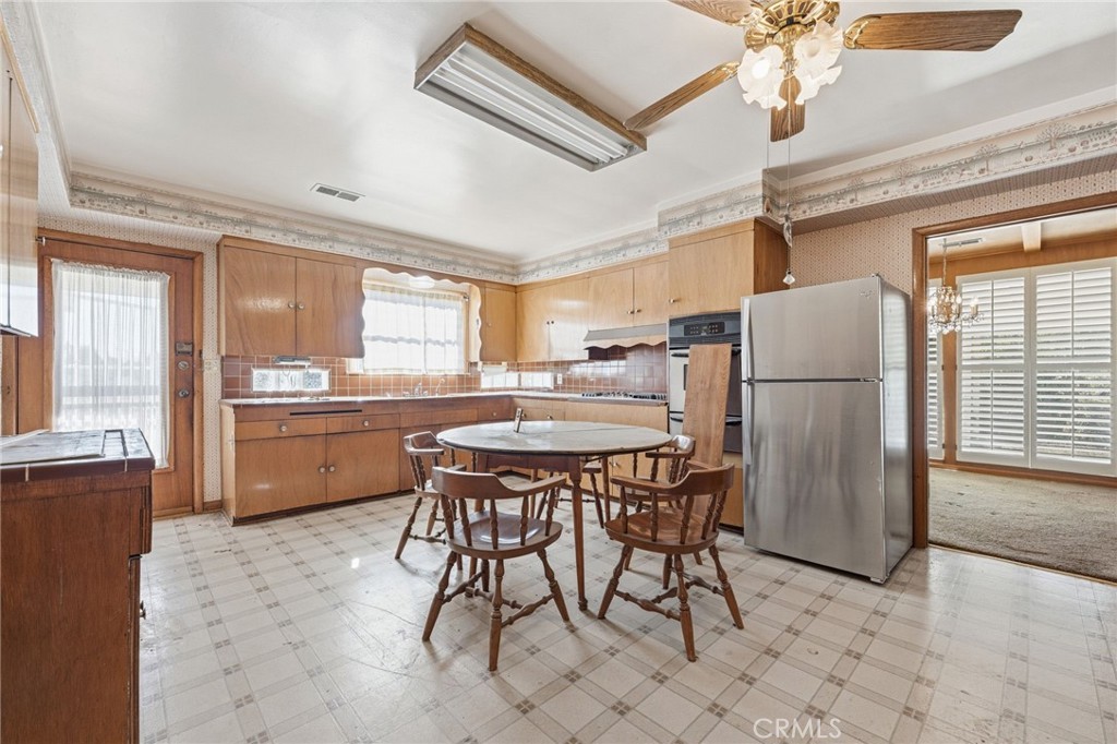 10721 Andora Property Photo 22