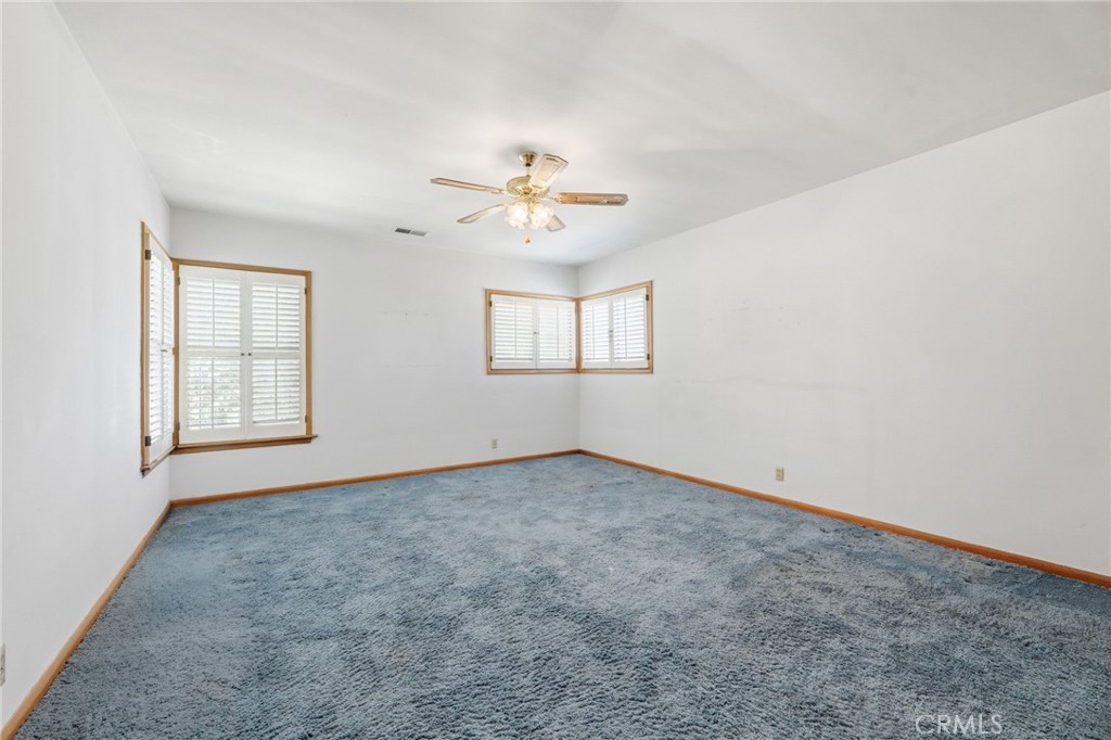 10721 Andora Property Photo 27