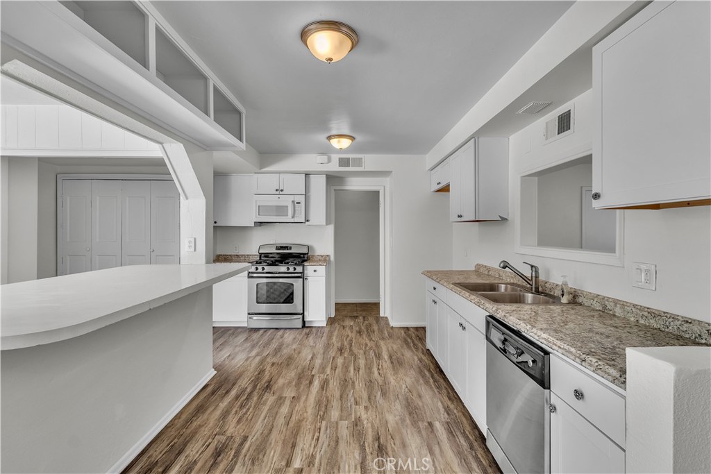 38734 Sage Tree Street Property Photo 7