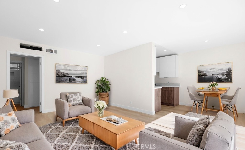 7961 Willis Avenue 18 Property Photo 1