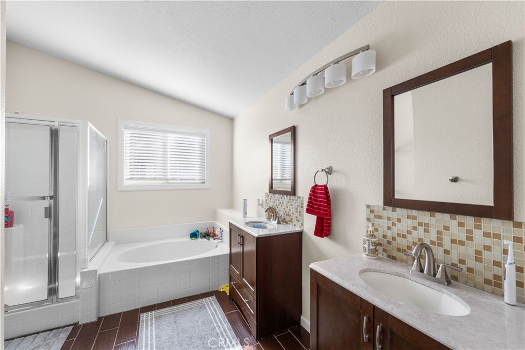 36624 Roosevelt Property Photo 5