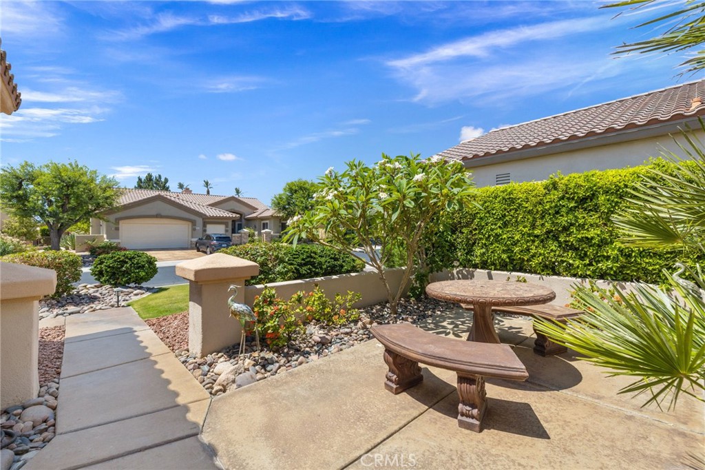 78688 Sunrise Canyon Avenue Property Photo 6