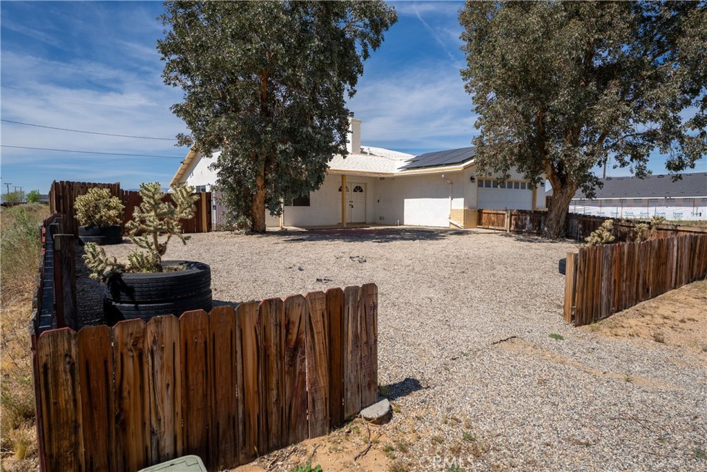 19321 97th Street Property Photo 3