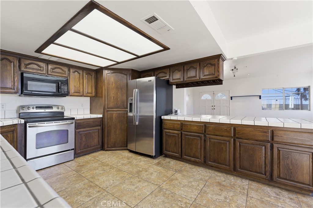 19321 97th Street Property Photo 9
