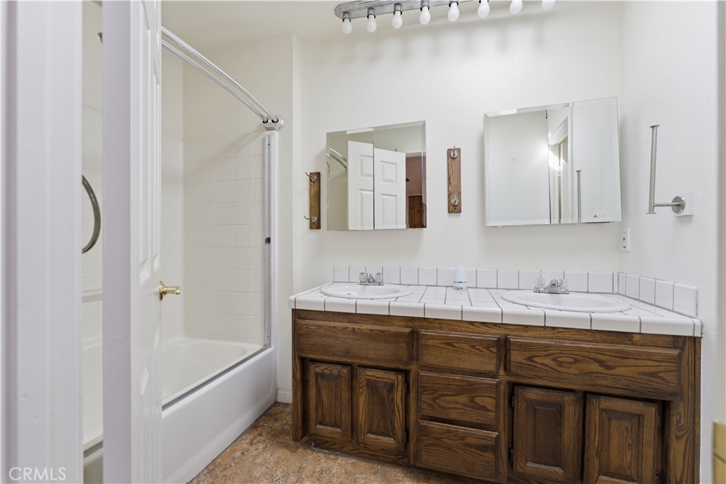 19321 97th Street Property Photo 15