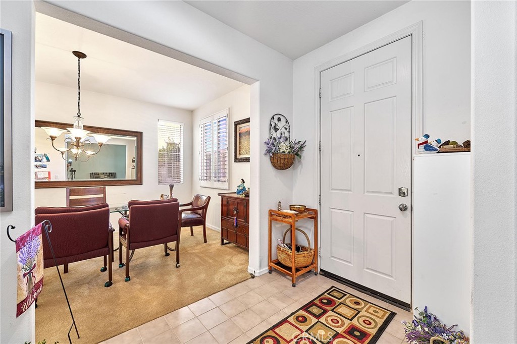 2106 Tangerine Property Photo 5