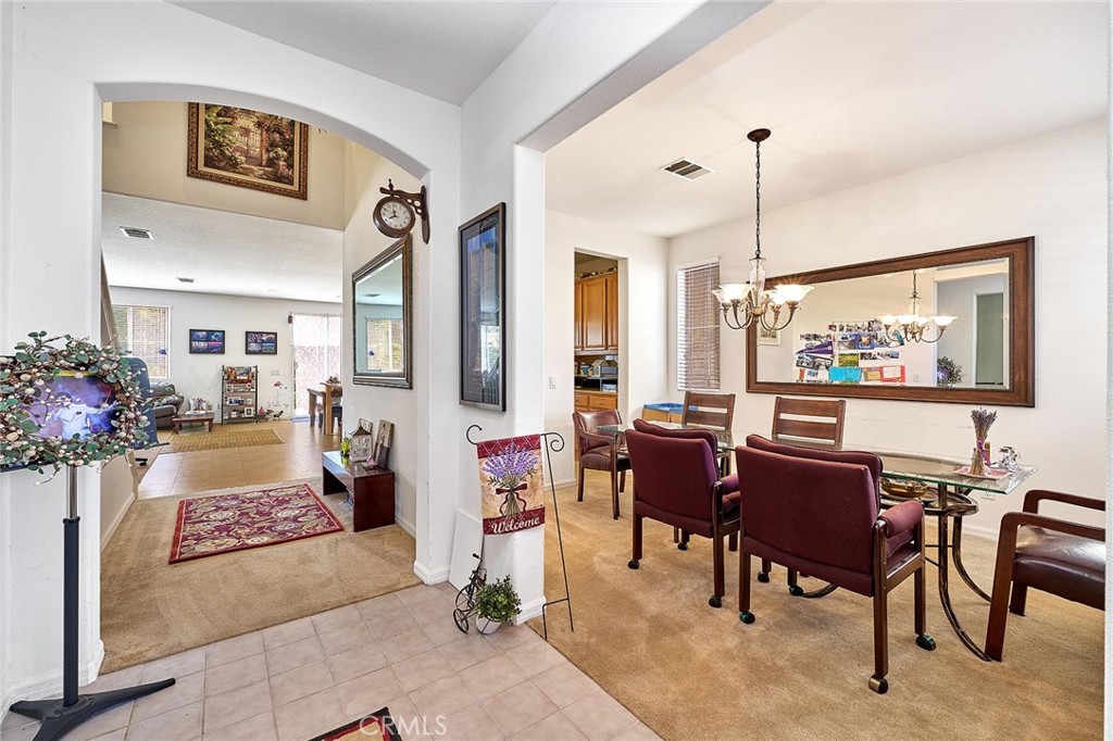 2106 Tangerine Property Photo 6