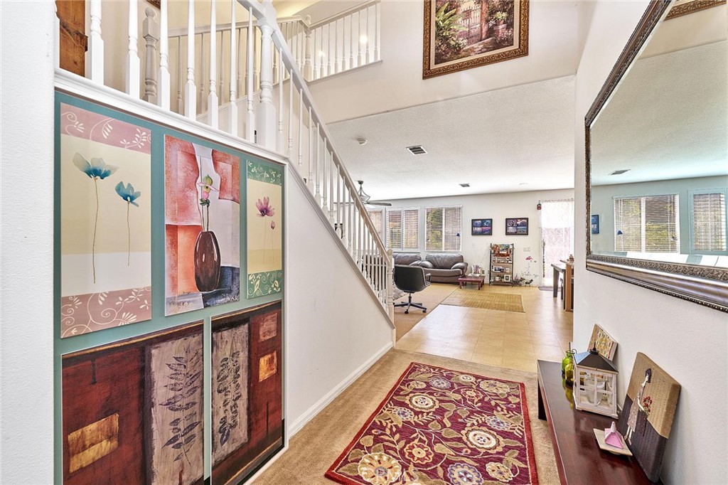 2106 Tangerine Property Photo 15