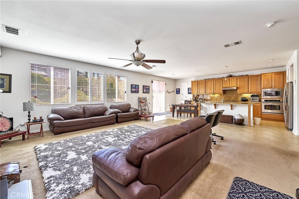 2106 Tangerine Property Photo 20