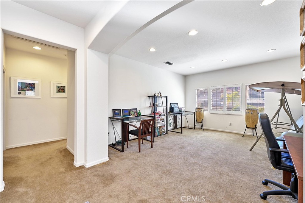 2106 Tangerine Property Photo 31