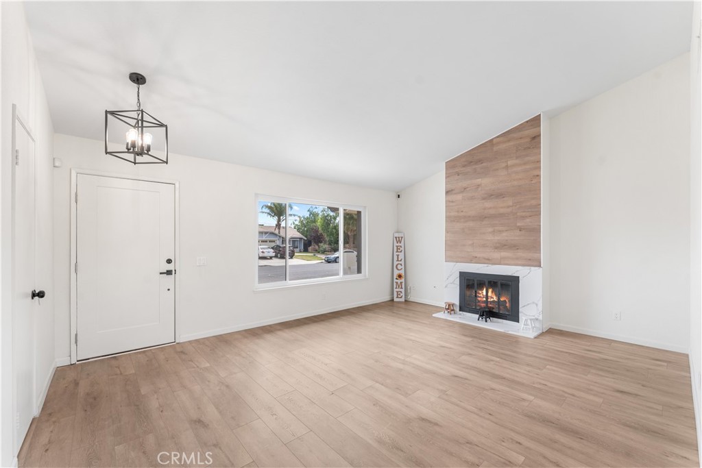 37863 17th Street E Property Photo 3