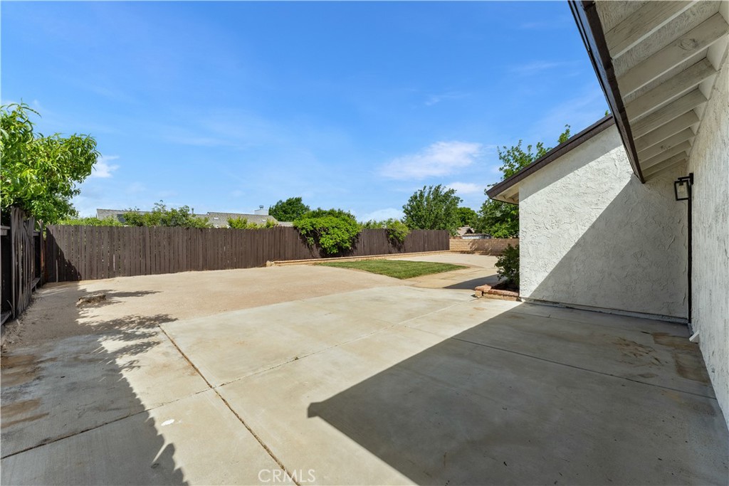 37863 17th Street E Property Photo 23