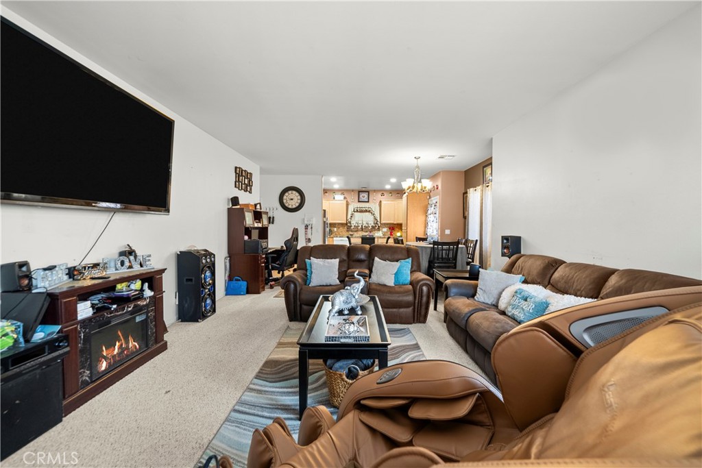 1329 W Ave I Property Photo 5