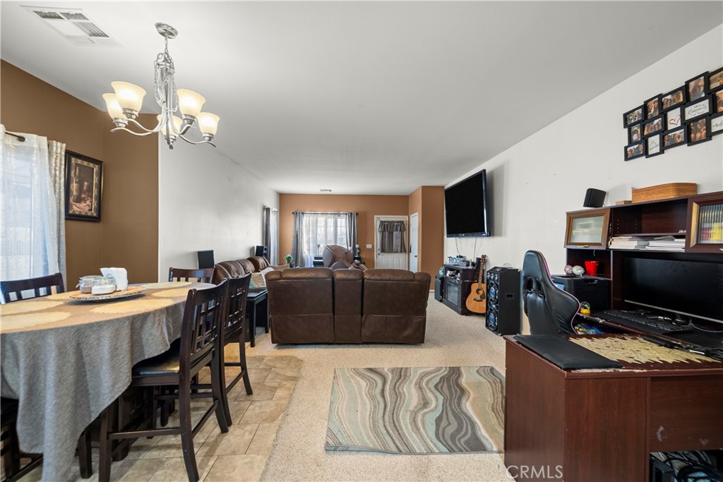 1329 W Ave I Property Photo 7