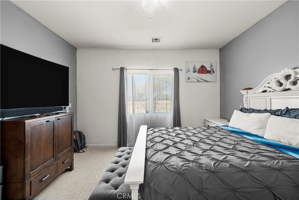 1329 W Ave I Property Photo 17