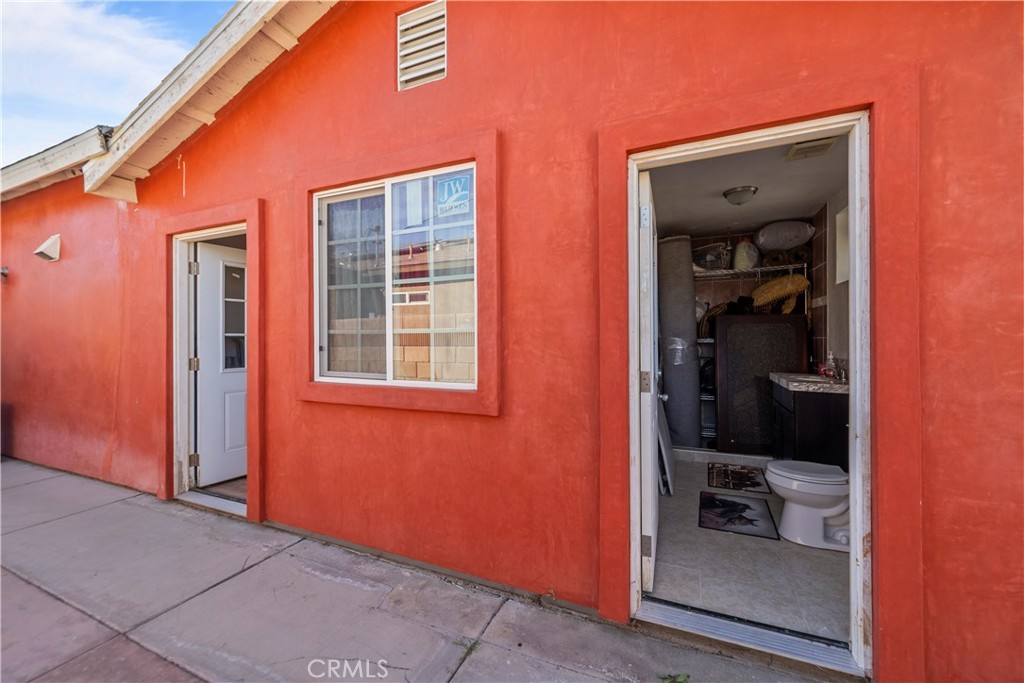1329 W Ave I Property Photo 20