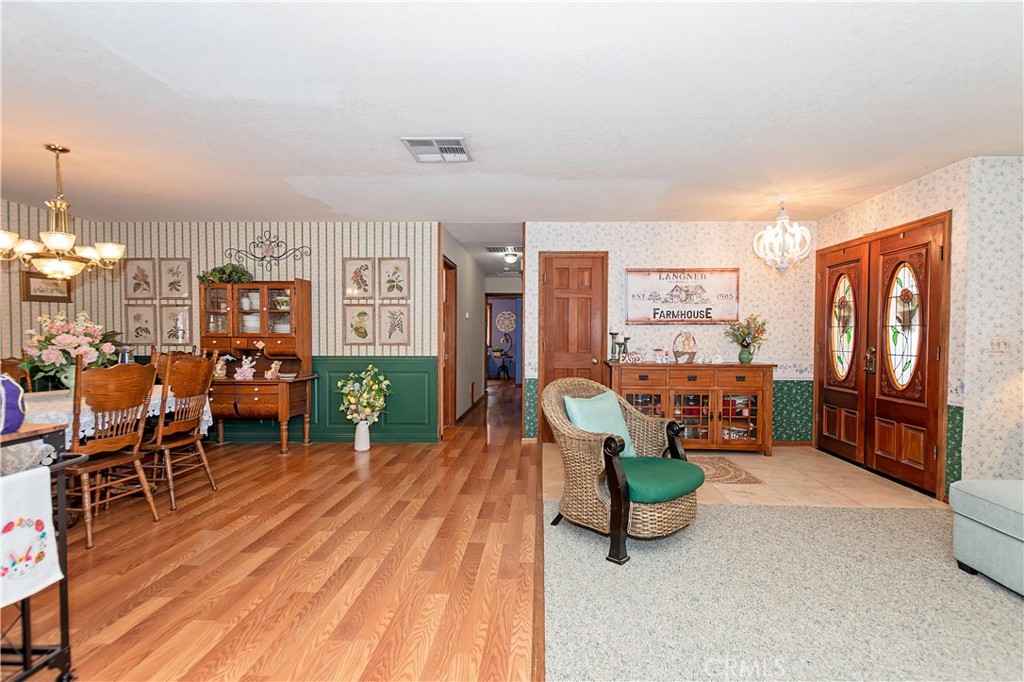 2212 W Avenue O8 Property Photo 10