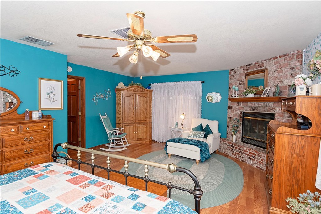 2212 W Avenue O8 Property Photo 25