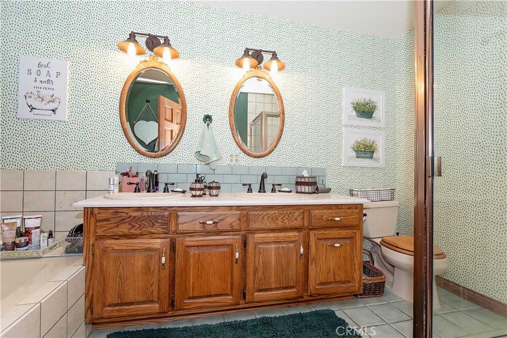 2212 W Avenue O8 Property Photo 30