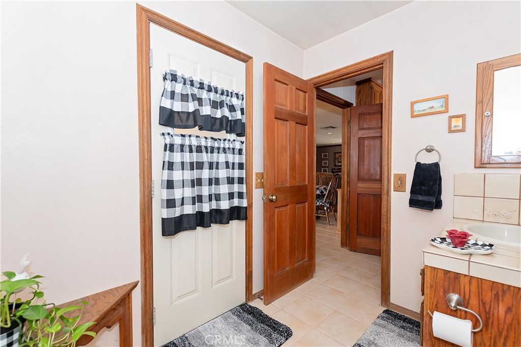2212 W Avenue O8 Property Photo 46