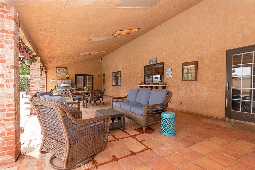 2212 W Avenue O8 Property Photo 56