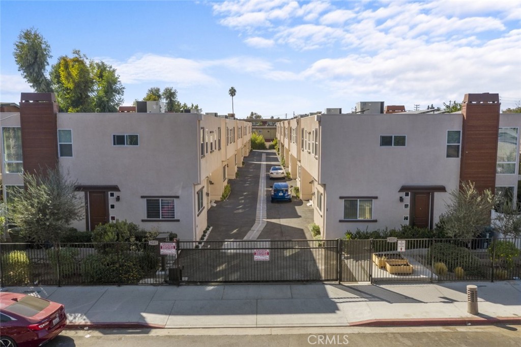 9237 Wakefield Avenue 11 Property Photo 45