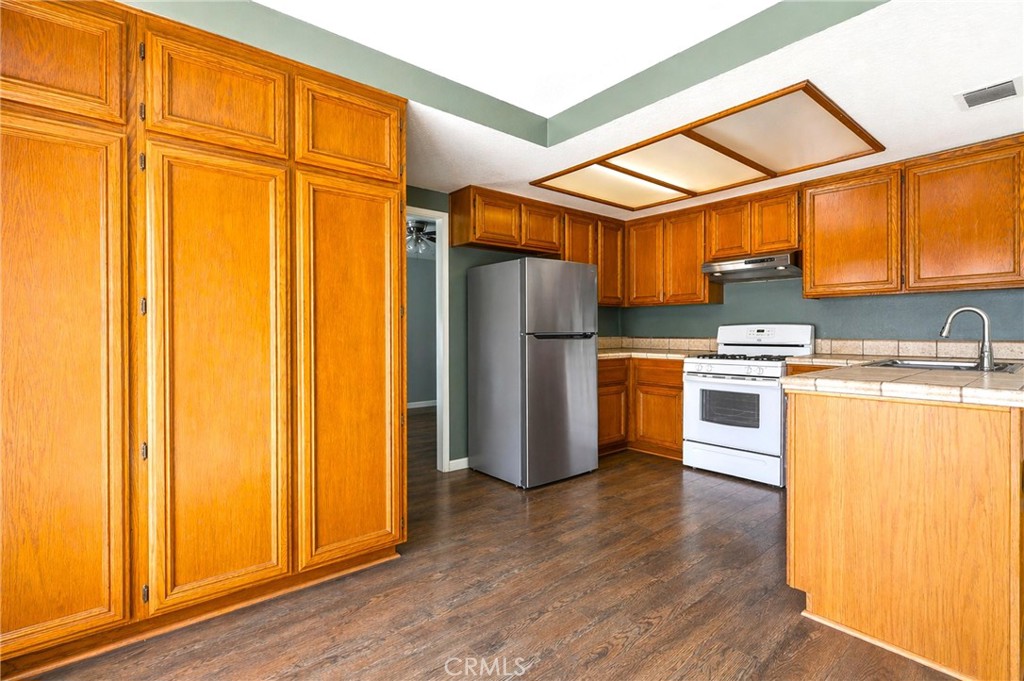 1813 Chesapeake Way Property Photo 12
