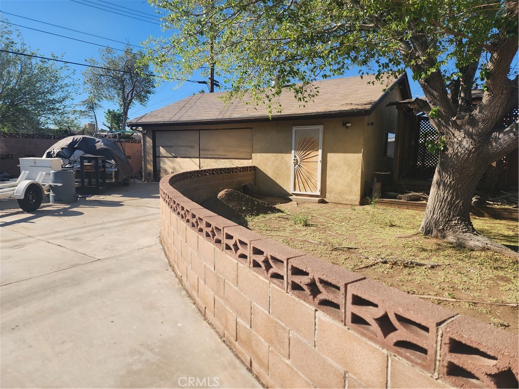 37755 Lasker Property Photo 4