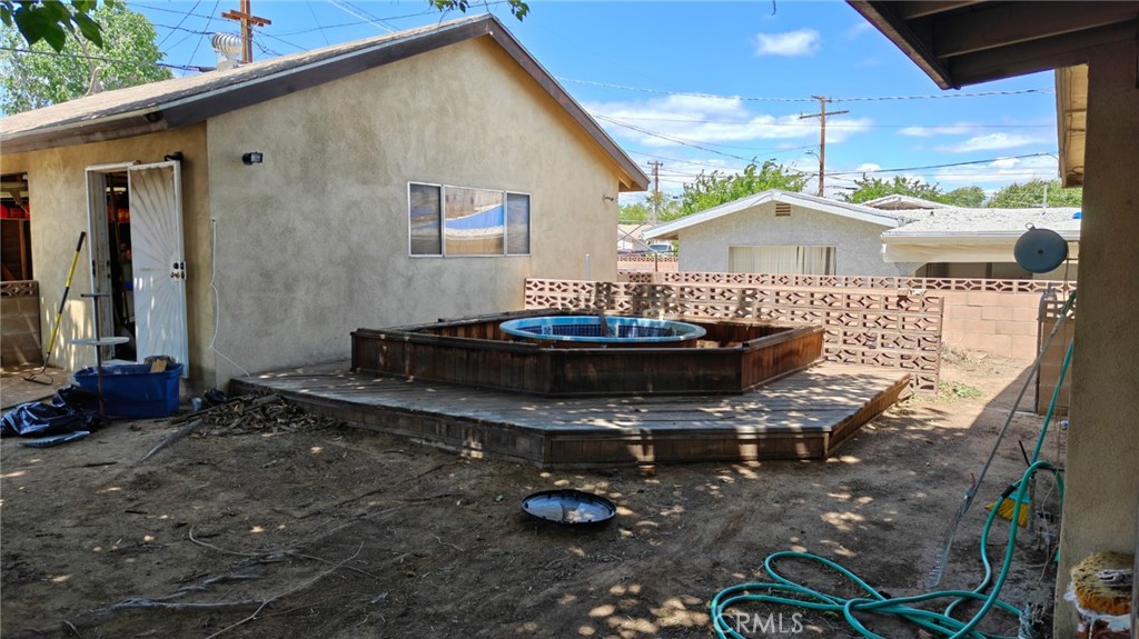 37755 Lasker Property Photo 5