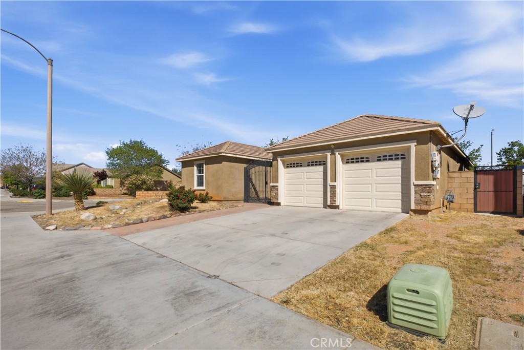 3103 Patti Property Photo 22