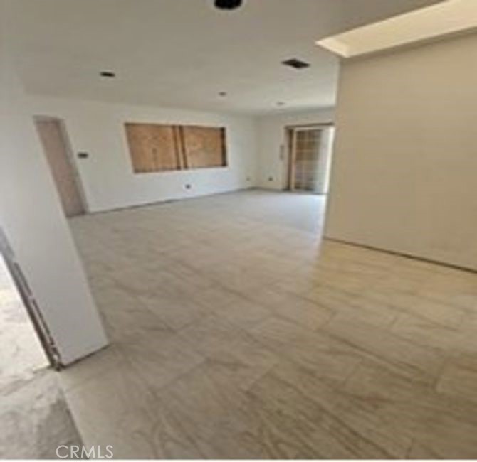 2505 Claridge Property Photo 5