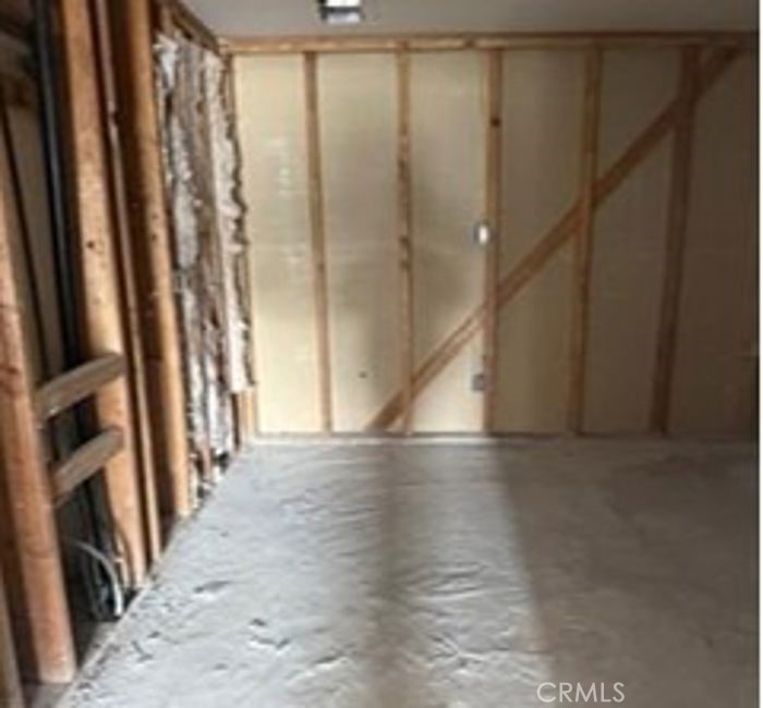 2505 Claridge Property Photo 12