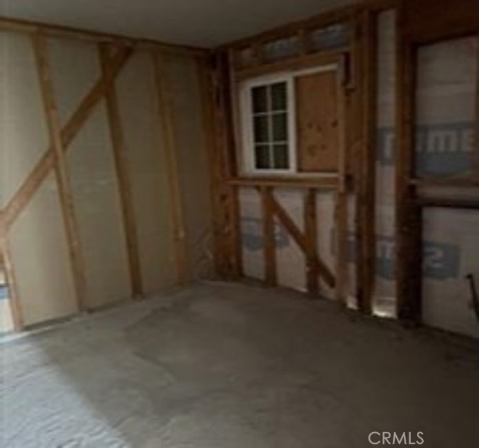 2505 Claridge Property Photo 13