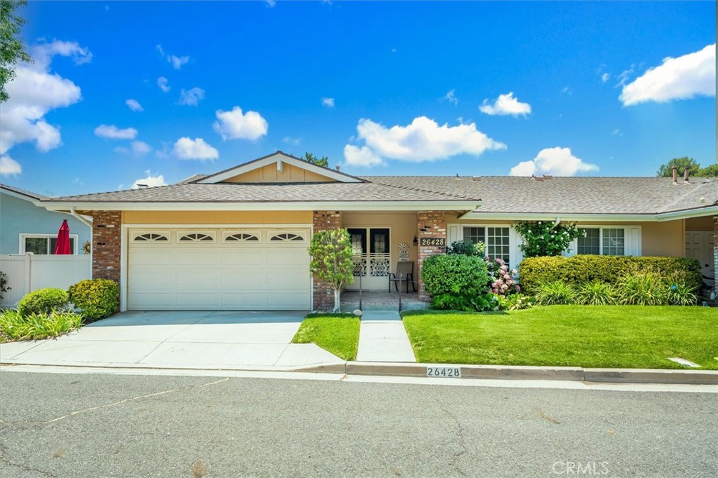 26428 Circle Knoll Court Property Photo 1